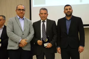 Η ΕΑΚ παρουσίασε το βιβλίο των 50χρονων και τίμησε τους πρωτεργάτες της (φώτος)