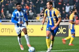 ΑΠΟΕΛ-Ανόρθωση: Χρυσή αλλαγή ο Τομανέ έστειλε στο +5 τους γαλαζοκίτρινους!