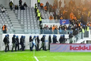 Απόλλων-ΑΠΟΕΛ: Θρίλερ χωρίς νικητή με γαλαζοκίτρινη... επιστροφή