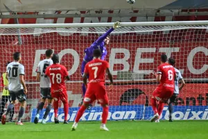 Nέα Σαλαμίνα - ΑΠΟΕΛ: Δεν τελείωσε ποτέ... (φώτος)