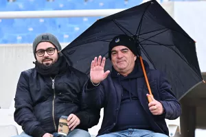 (ΦΩΤΟΣ) Ο κόσμος στο ΓΣΠ
