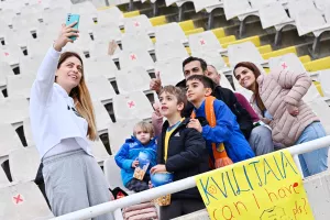 (ΦΩΤΟΣ) Ο κόσμος στο ΓΣΠ