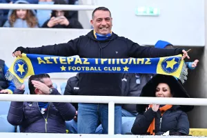 (ΦΩΤΟΣ) Ο κόσμος στο ΓΣΠ