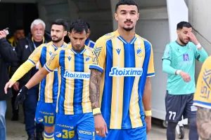 ΑΠΟΕΛ-Οθέλλος: Εξάρα στο ρελαντί με φανταστικό πρώτο μέρος (φώτος)