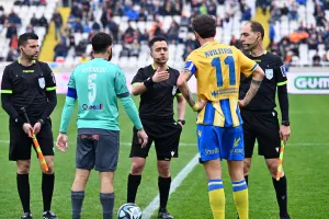 ΑΠΟΕΛ-Οθέλλος: Εξάρα στο ρελαντί με φανταστικό πρώτο μέρος (φώτος)