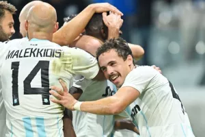 Απόλλων-ΑΠΟΕΛ: Θρίλερ χωρίς νικητή με γαλαζοκίτρινη... επιστροφή