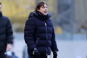 Αλμέιδα: «Χάρηκα πολύ με το γκολ του Φαν Βέερτ»