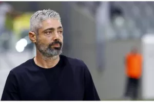 Έμεινε μόνο η ανακοίνωση για Γαρπόζη 