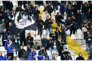 Ευχαριστίες σε κόσμο 
