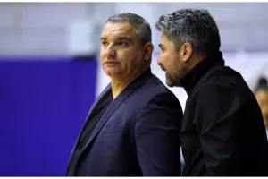 Έφτιαξε ομάδα για τίτλο ο Τόνις 