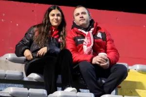 (ΦΩΤΟΡΕΠΟΡΤΑΖ) Ο κόσμος στο Νέα Σαλαμίνα-ΑΠΟΕΛ