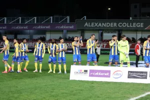 Νέα Σαλαμίνα-ΑΠΟΕΛ: Από εξάρα σε… τεσσάρα! (Φώτος)