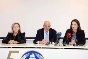 Επίσημη παράδοση καθηκόντων στον νέο Πρόεδρο του ΚΟΑ Γιάννη Ιωάννου (Φώτος)