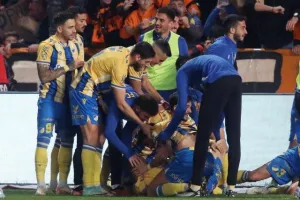 ΑΠΟΕΛ-Ανόρθωση: Χρυσή αλλαγή ο Τομανέ έστειλε στο +5 τους γαλαζοκίτρινους!