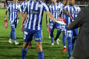 Εθνικός-ΑΠΟΕΛ: ΜΠΑΜ με Καμπρέρα!