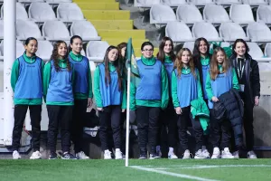 Πόζα και χαμόγελα