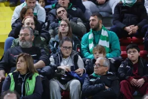 (ΦΩΤΟΣ) Ο κόσμος στο "Αμμόχωστος"