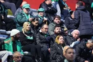 ΑΕΖ-Ομόνοια: "Γκέλα" στο πρώτο εκτός έδρας παιχνίδι του Ρέιχνταλ