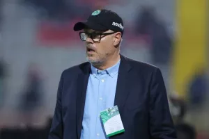 ΑΕΖ-Ομόνοια: "Γκέλα" στο πρώτο εκτός έδρας παιχνίδι του Ρέιχνταλ