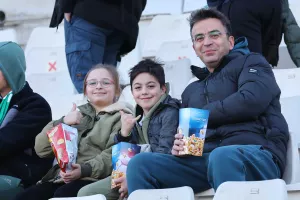 Ο κόσμος στο ΓΣΠ (φωτορεπορτάζ)