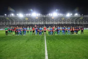 Απόλλων-Άρης: Άντεξε στην πίεση και πλησίασε στην κορυφή η "Ελαφρά Ταξιαρχία" 