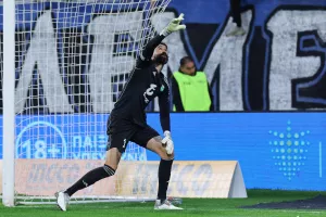 Ο 100άρης Βανά με... 40 clean sheet