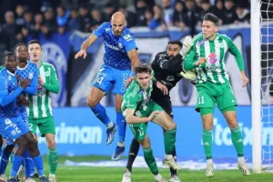 Απόλλων-Άρης: Άντεξε στην πίεση και πλησίασε στην κορυφή η "Ελαφρά Ταξιαρχία" 