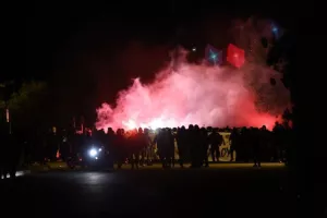 Η πορεία κατά της κάρτας φιλάθλου (Φώτος)