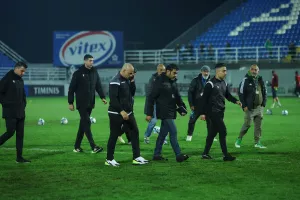 (Φώτος) Η επιθεώρηση που έφερε την αναβολή