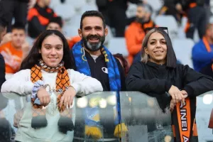 Απόλλων-ΑΠΟΕΛ: Θρίλερ χωρίς νικητή με γαλαζοκίτρινη... επιστροφή