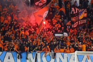 Απόλλων-ΑΠΟΕΛ: Θρίλερ χωρίς νικητή με γαλαζοκίτρινη... επιστροφή