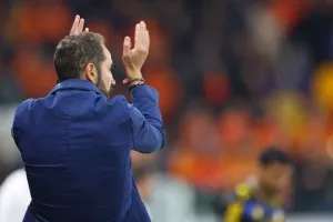 Απόλλων-ΑΠΟΕΛ: Θρίλερ χωρίς νικητή με γαλαζοκίτρινη... επιστροφή