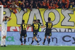 Απόλλων-ΑΠΟΕΛ: Θρίλερ χωρίς νικητή με γαλαζοκίτρινη... επιστροφή