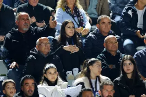 Ο κόσμος στο "Στέλιος Κυριακίδης" (Φώτος)