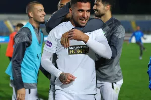 (ΒΙΝΤΕΟ Kerkida) "Παφάρα μου σ’ αγαπώ"