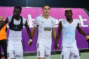 (ΒΙΝΤΕΟ Kerkida) "Παφάρα μου σ’ αγαπώ"