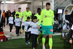ΑΕΚ - Ομόνοια: Έφερε τα... κάτω - πάνω και συνέχισε το εντυπωσιακό σερί! (Φώτος)