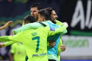 ΑΕΚ - Ομόνοια: Έφερε τα... κάτω - πάνω και συνέχισε το εντυπωσιακό σερί! (Φώτος)