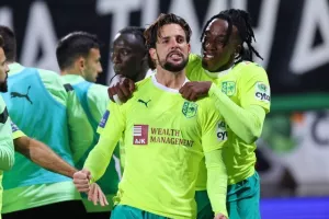 ΑΕΚ - Ομόνοια: Έφερε τα... κάτω - πάνω και συνέχισε το εντυπωσιακό σερί! (Φώτος)