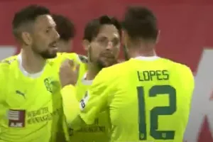 Επέστρεψε στα γκολ ο Σολ (βίντεο)