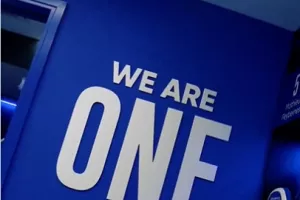 "Είμαστε ένα!" (Απόλλων)