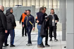 Η άφιξη του ΑΠΟΕΛ (Φώτος)