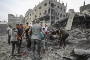 Νεκροί 14 Παλαιστίνιοι από βομβαρδισμούς στη Γάζα - Ανάμεσά τους εννέα παιδιά