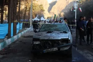 Ιράν: «Σκληρή απάντηση» υπόσχεται η Τεχεράνη - Στους 84 οι νεκροί από το χτύπημα κοντά στον τάφο του Σουλεϊμανί