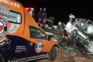 Τραγωδια στη Βραζιλία: 25 νεκροί από σφοδρή σύγκρουση λεωφορείου με φορτηγό στη Μπαΐα