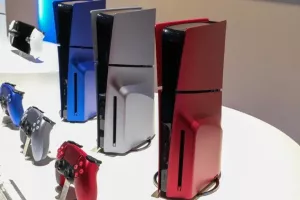 Νέα χρώματα για το PlayStation 5 Slim