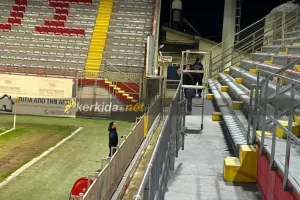 Κουβέντα Ντομίνγκεζ και Σα Πίντο από την κερκίδα
