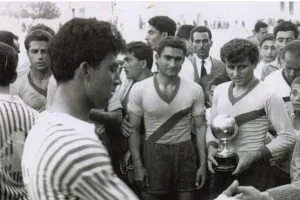 Παλαίμαχοι Νέας Σαλαμίνας για Ορφανίδη