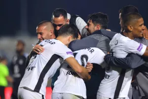 (ΒΙΝΤΕΟ Kerkida) "Παφάρα μου σ’ αγαπώ"