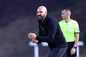 Καρμιώτισσα -  Εθνικός: Ισοπαλία από την "άσπρη" βούλα (Φώτος)
